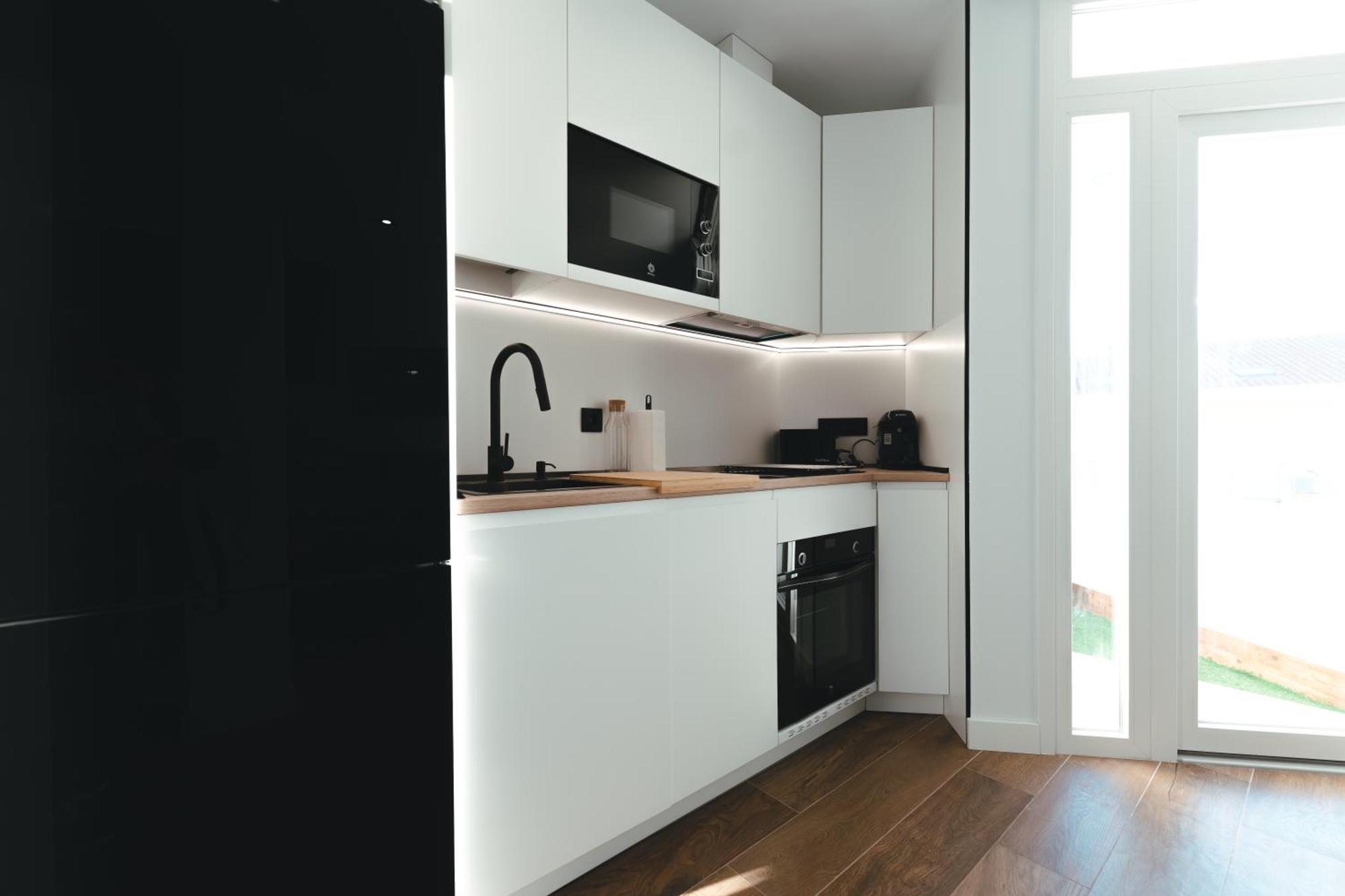 Macarena Suites Caces Kültér fotó