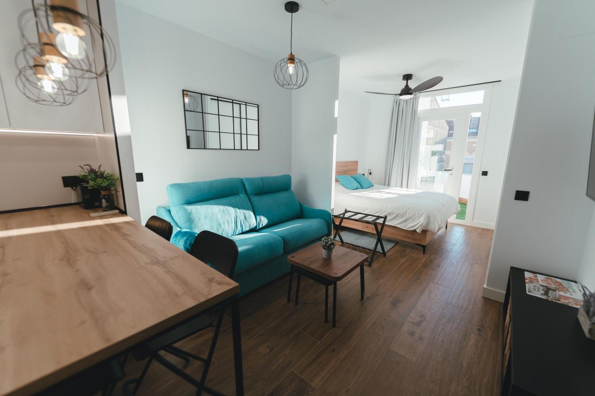 Macarena Suites Caces Kültér fotó