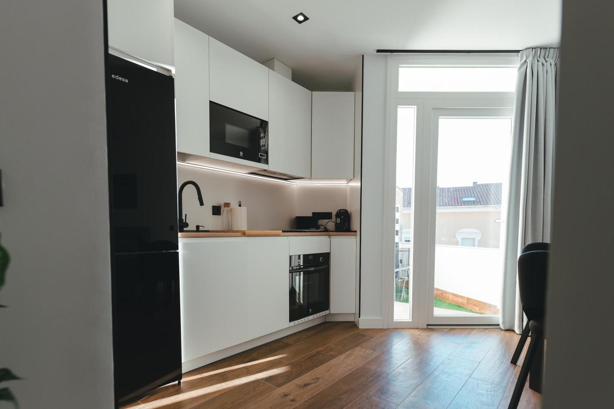 Macarena Suites Caces Kültér fotó