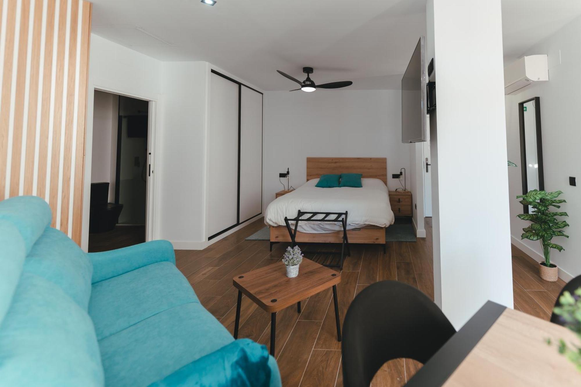 Macarena Suites Caces Kültér fotó