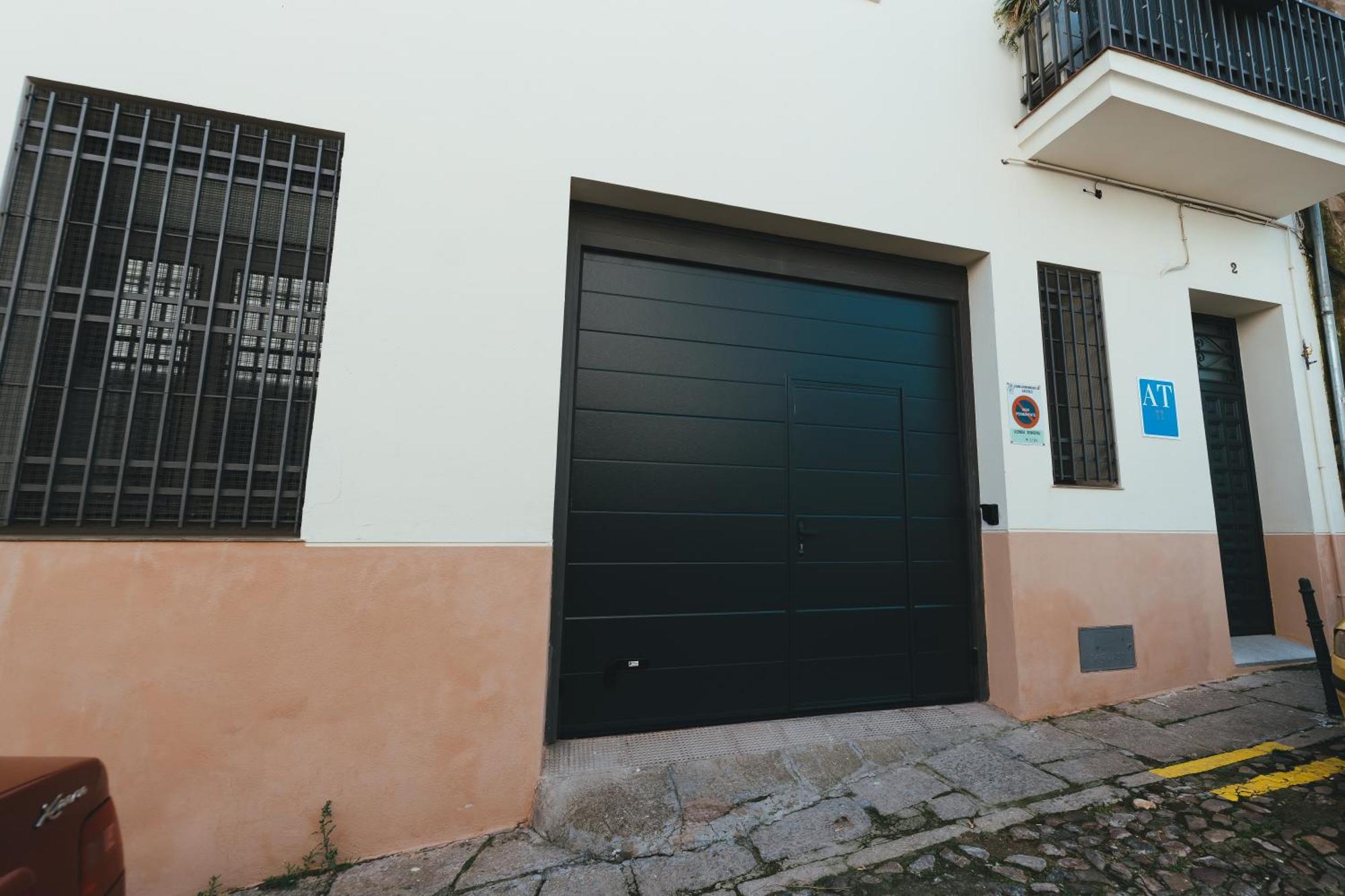 Macarena Suites Caces Kültér fotó